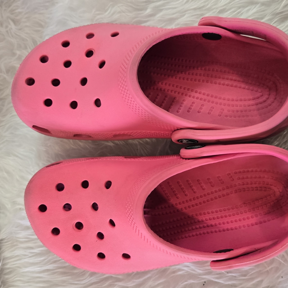 CROCS Pink Water‎ Shoes with Ventilation Holes